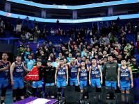 28圈-包含四川男篮训练开放日；关键战再遭质疑引观众欢呼；NBA季后赛在即；阵容厚度经受考验的词条