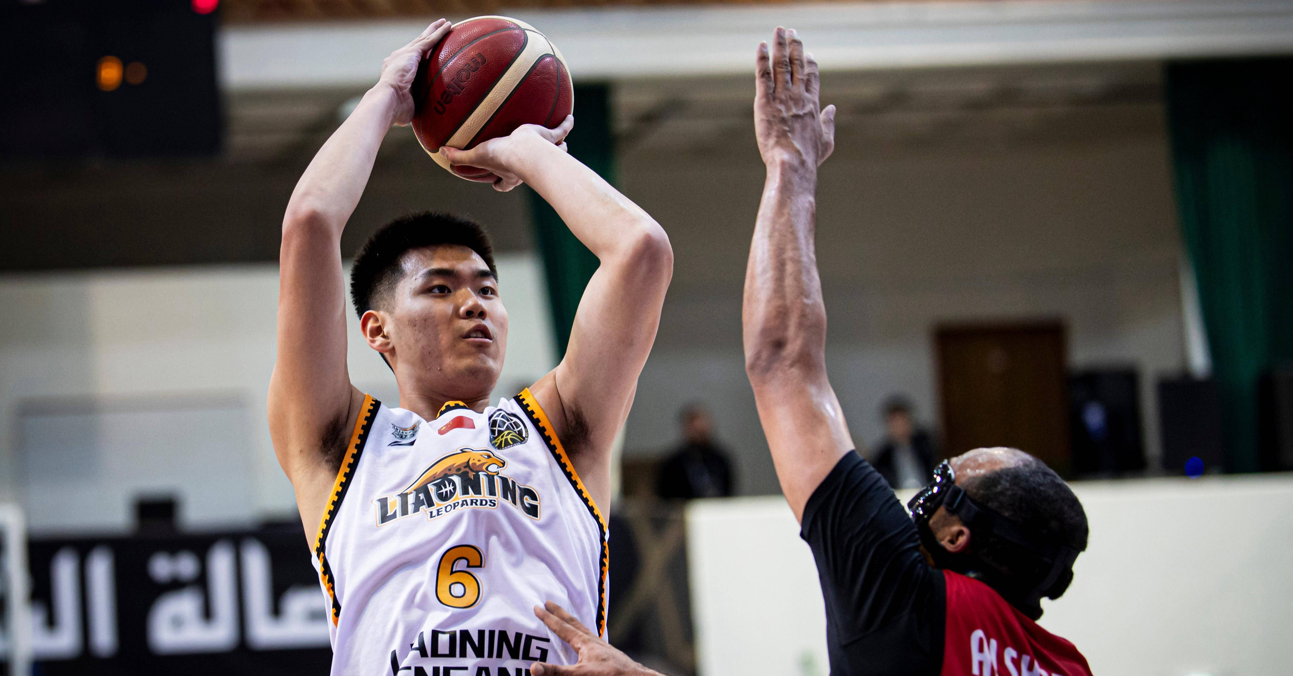 世俱杯赛后走向成谜;广厦男篮远射贴柱;话题不断;官宣口径保持一致 世俱杯赛后走向成谜;广厦男篮远射贴柱;话题不断;官宣口径保持一致