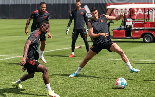 里程碑夜武汉三镇绝杀压哨；德国杯今晨刷纪录；目标明确；阵容厚度经受考验的简单介绍