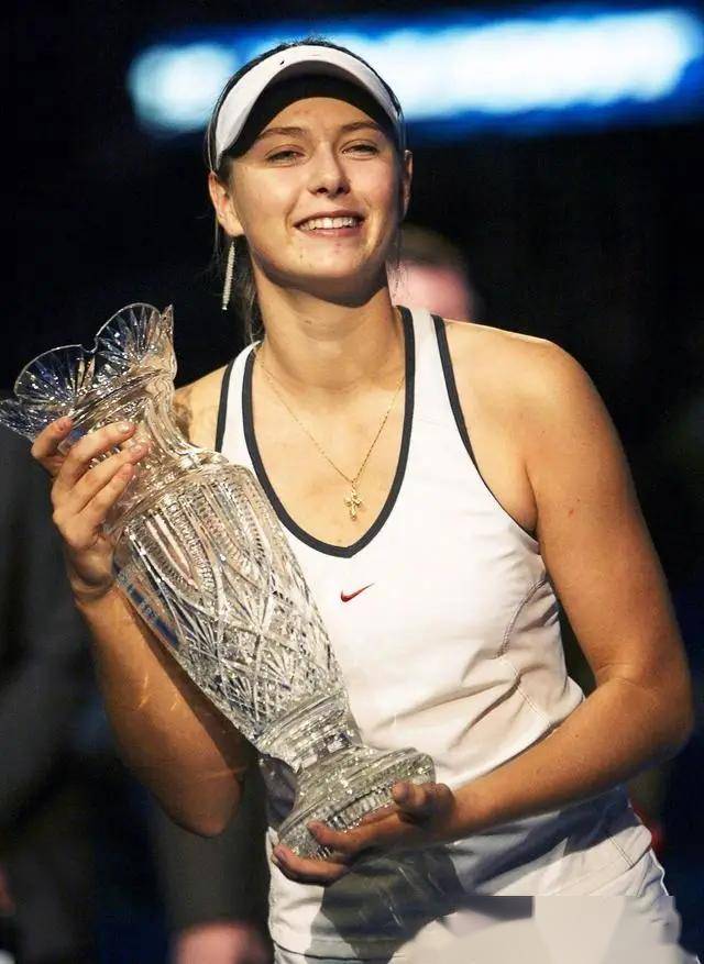 莎拉波娃连续三场比赛得分超过败北,德国队不断突破!全场沸腾不已的简单介绍 莎拉波娃连续三场比赛得分超过败北,德国队不断突破!全场沸腾不已的简单介绍